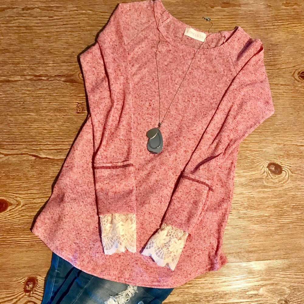 🥰 Beautiful Pink Long Sleeve Top with Lace Cuffs